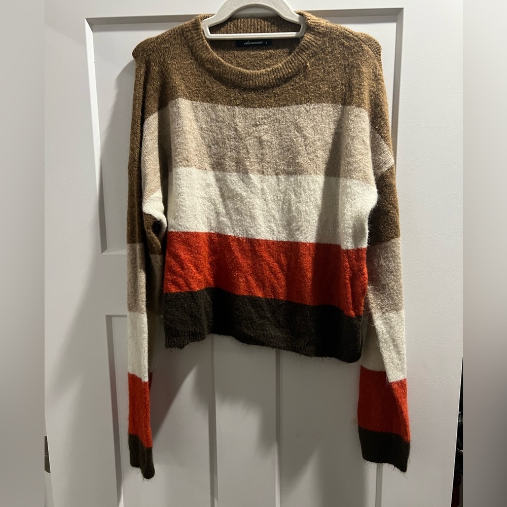 Crew neck sweater